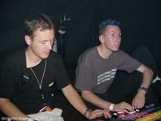 basbas.jpg (54175 bytes)